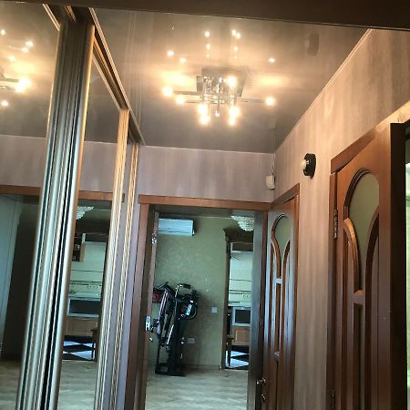 Апартаменты Ботанический Сад Kiev Exterior foto